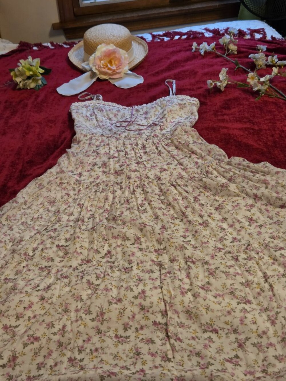 ADORABLE FLORAL FULL SWEEP SATIN RIBBONS TIERED MAXI SIZE MEDIUM